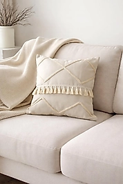 Püsküllü Etnik Krem Kırlent Kılıfı