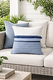 Püsküllü Marin Kırlent Kılıfı