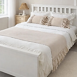 Çift Kişilik Yatak Runner Seti Krem Fırfırlı